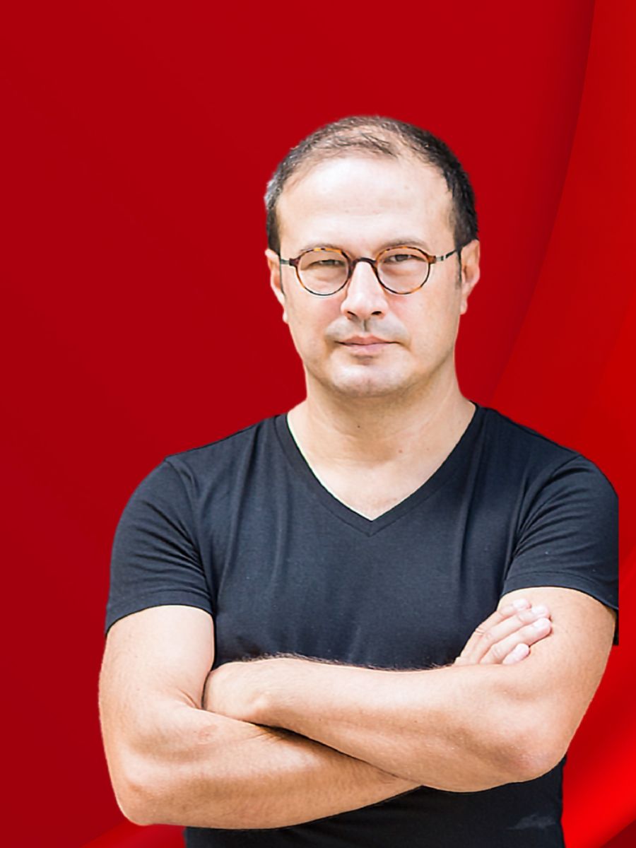 İnanç Ayar portre fotoğrafı